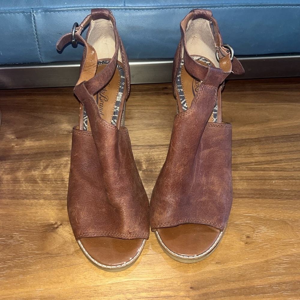 Lucky Brand Leather open toe bootie sandal heel